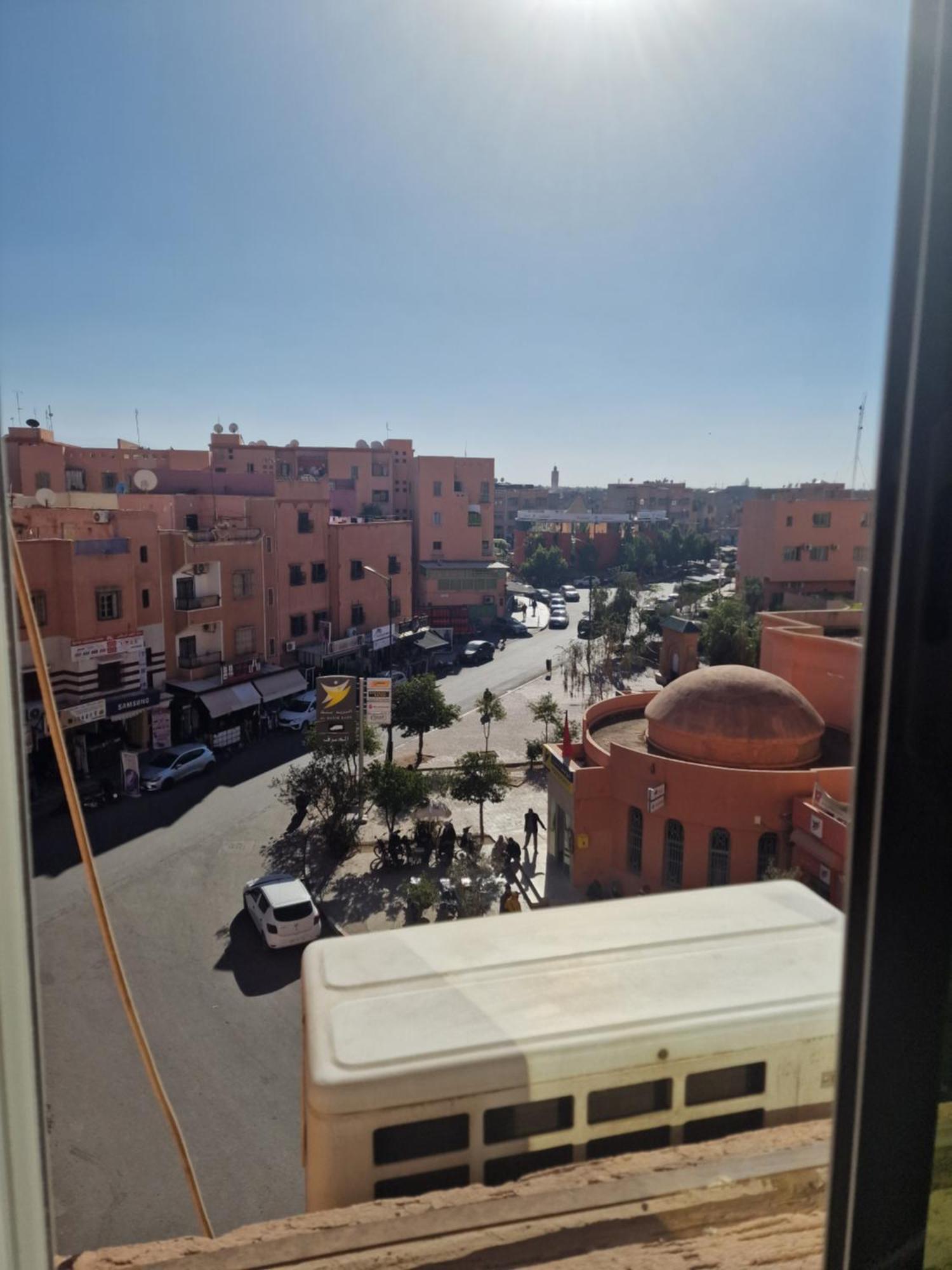 Appartement Sympathique A Marrakech มาร์ราเกช ภายนอก รูปภาพ